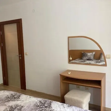 Apartment Iskra *